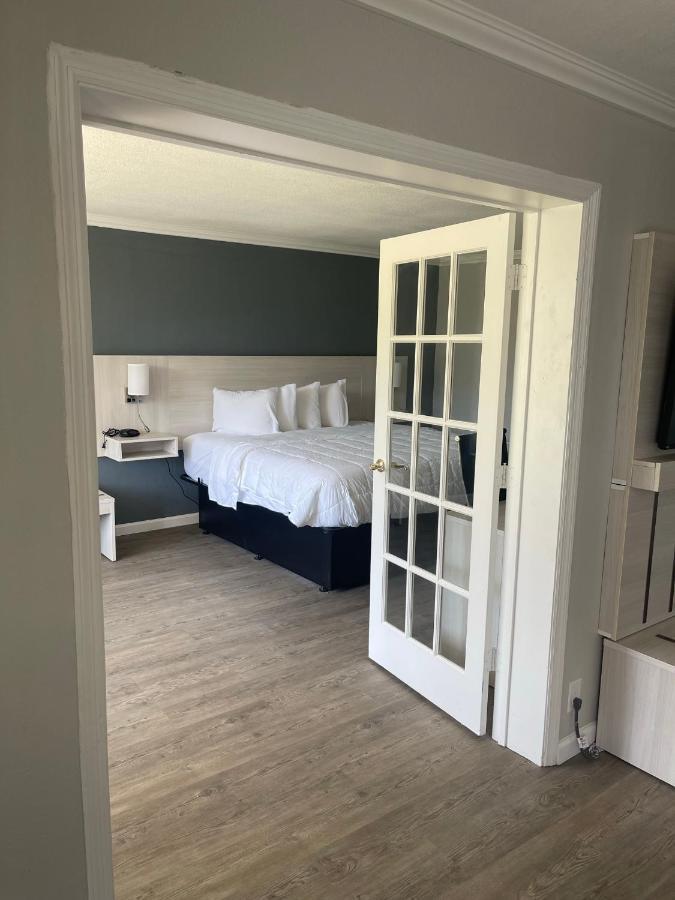 Mainstay Suites 弗洛伦斯 外观 照片